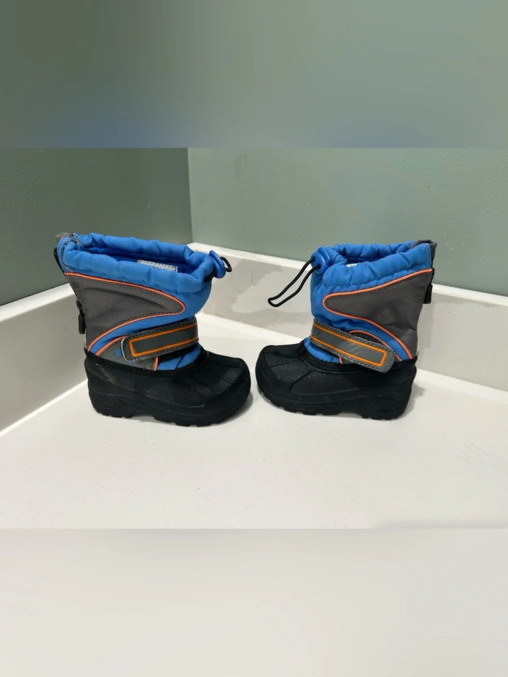 Target Circo Thermolite SNOW BOOTS - Toddler 5/6 Unisex Black/grey Blue
